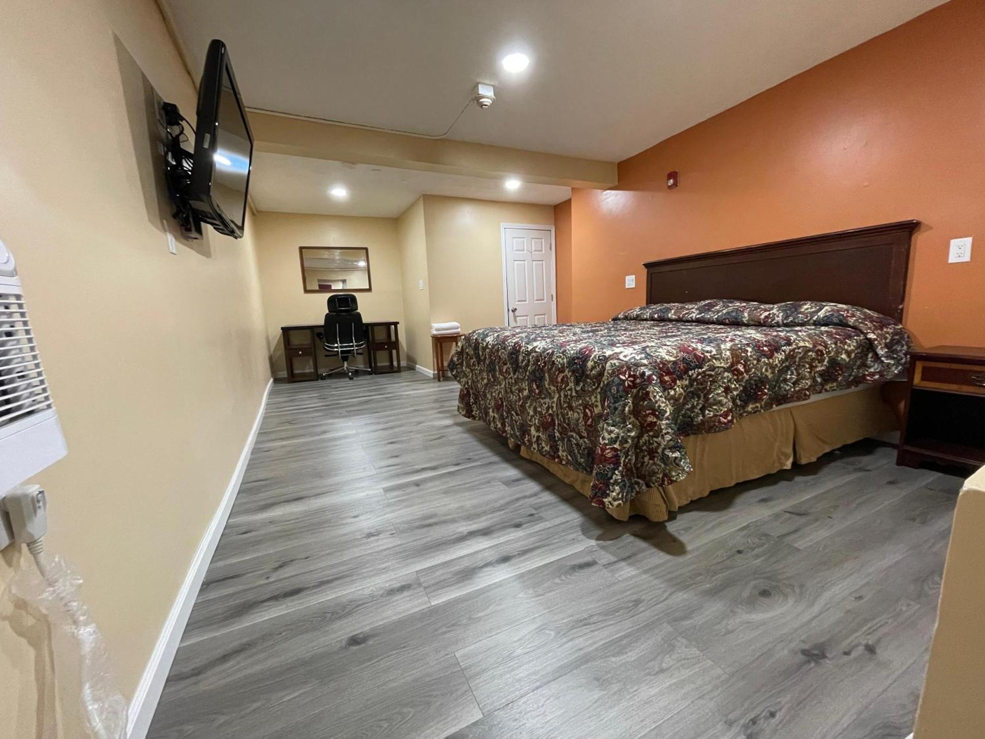 North Smithfield Travelers Motor Lodge מראה חיצוני תמונה